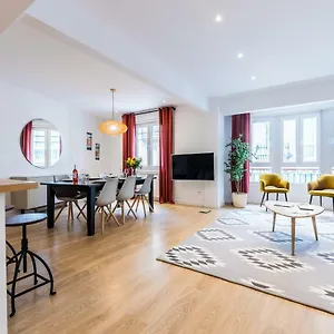 https://marina-beach-apartment.basquecountryhotels.org